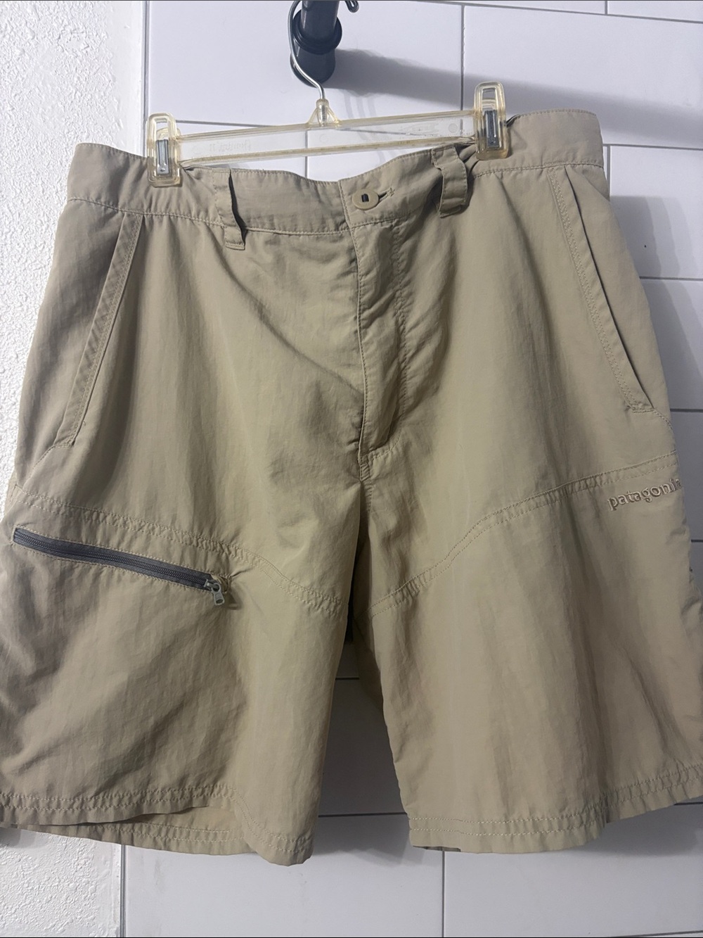 Patagonia Men’s Tan Cargo Pants with Elastic Waist
